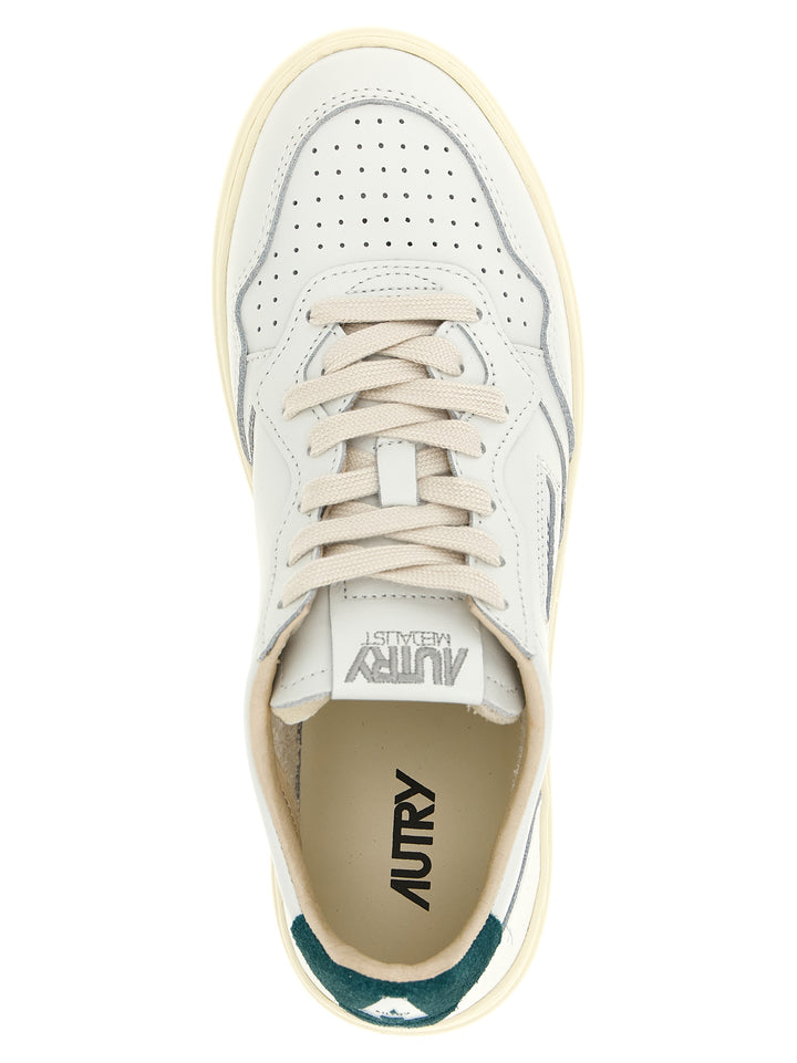 Autry Medalist Low Sneakers - Verde | aa3fa062875c7dbcf20321ca4b4a0f1f39294b1d