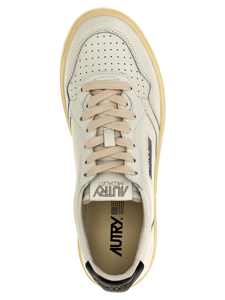 Autry Medalist Sneakers - Bianco/Nero | 15433dda8f7a2f8e6e2c8b9c011c30c65c997020