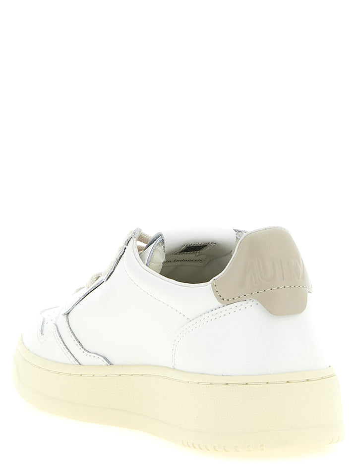 Autry Medalist Low Sneakers - Beige | d061a380a3a17d83774b4871cbf8b612a85c535b