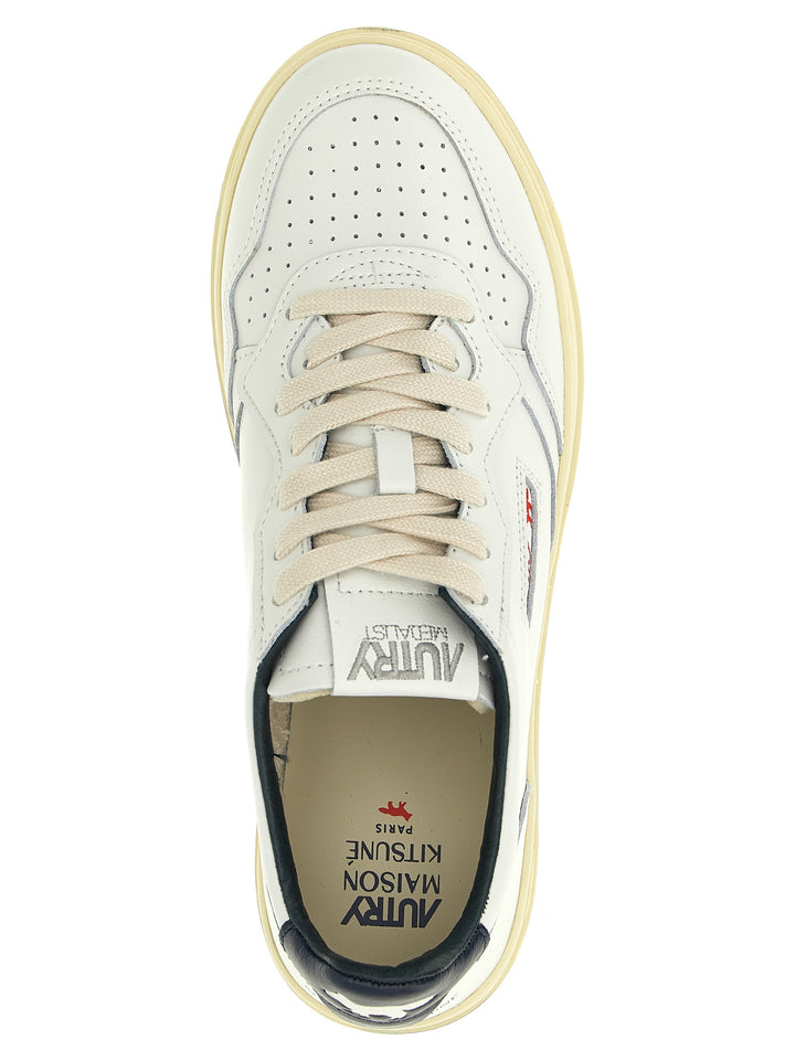 Autry Medalist Low Sneakers - Blu | 8664fa960b63e98eadcc728da21584c578ffbb22