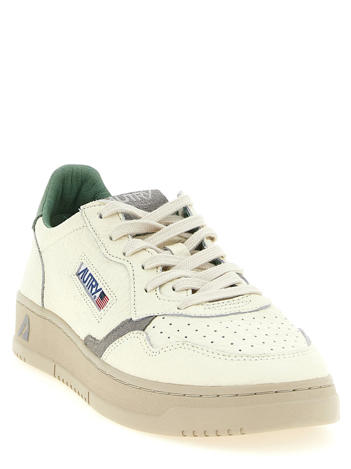 Autry Medalist Low Sneakers - Verde | d6414e64432ca8a5dadfa0fa17c165eddac679b2