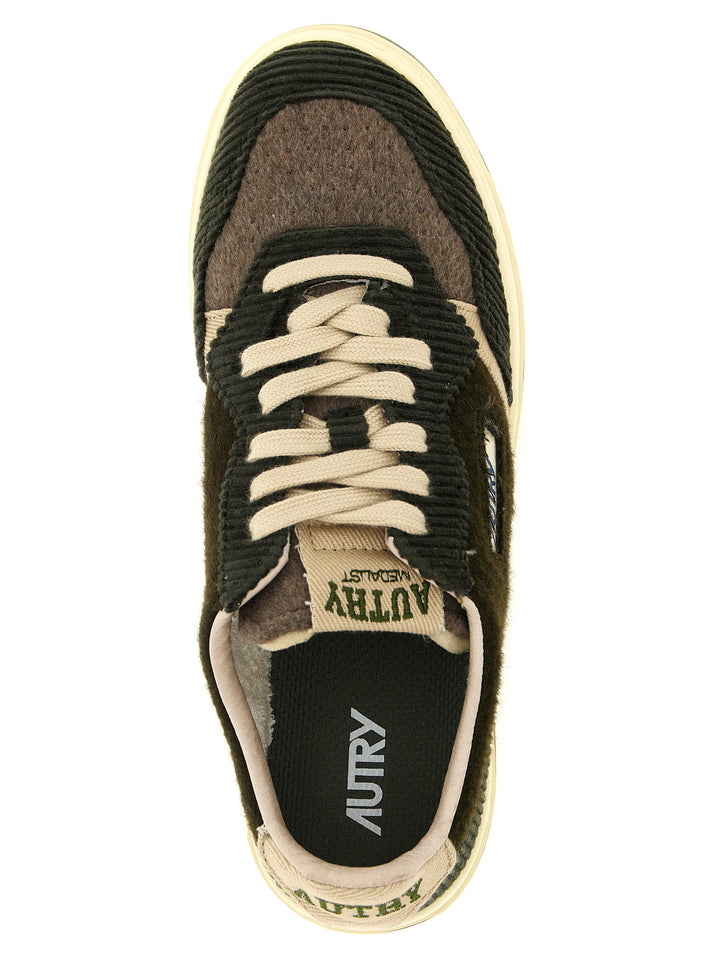 Autry Medalist Low Sneakers - Marrone | bae0c9a824adcbae40d651a51e13bf08f421a361