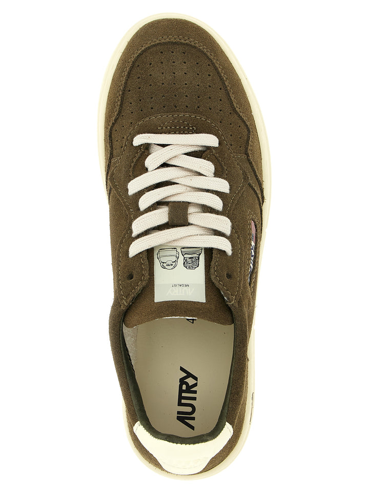 Autry Medalist Low Sneakers - Verde | 382722ae12cb0e84d609f0e6b1f28d98dfab9398