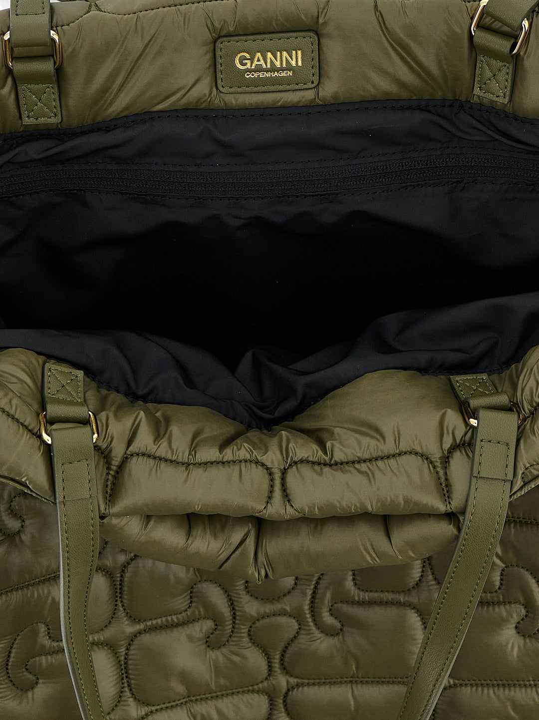 Ganni Quilted Re-Tech Xxl Tote Tote - Verde | ab328a265548c7639728b28c19d2f5d6e5c598ae
