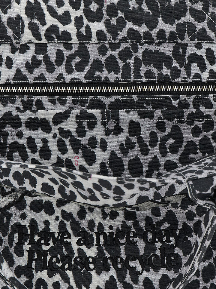 Ganni Leopard Sequin Xxl Tote Tote - Grigio | 4d0b0dde2cc6bb1b73546cb6f03de9e96c2caeaa
