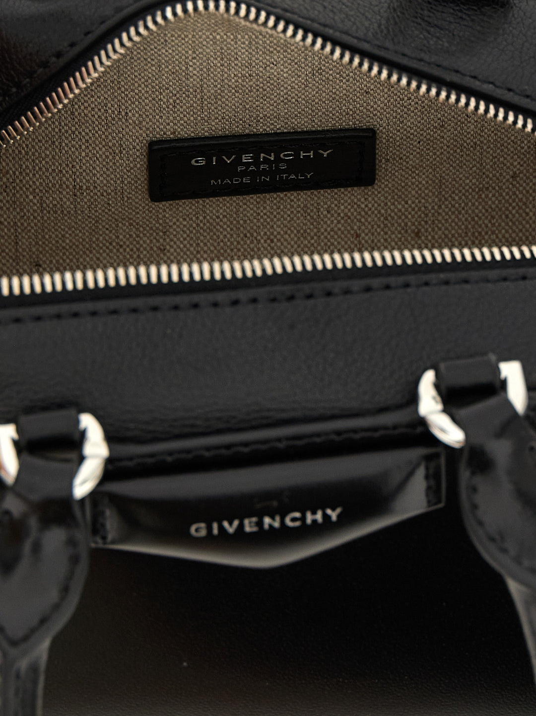 Givenchy Antigona East-West Borse a Mano - Nero | 6b27ec25459f5178c4e49860027aa5ee4a575c49