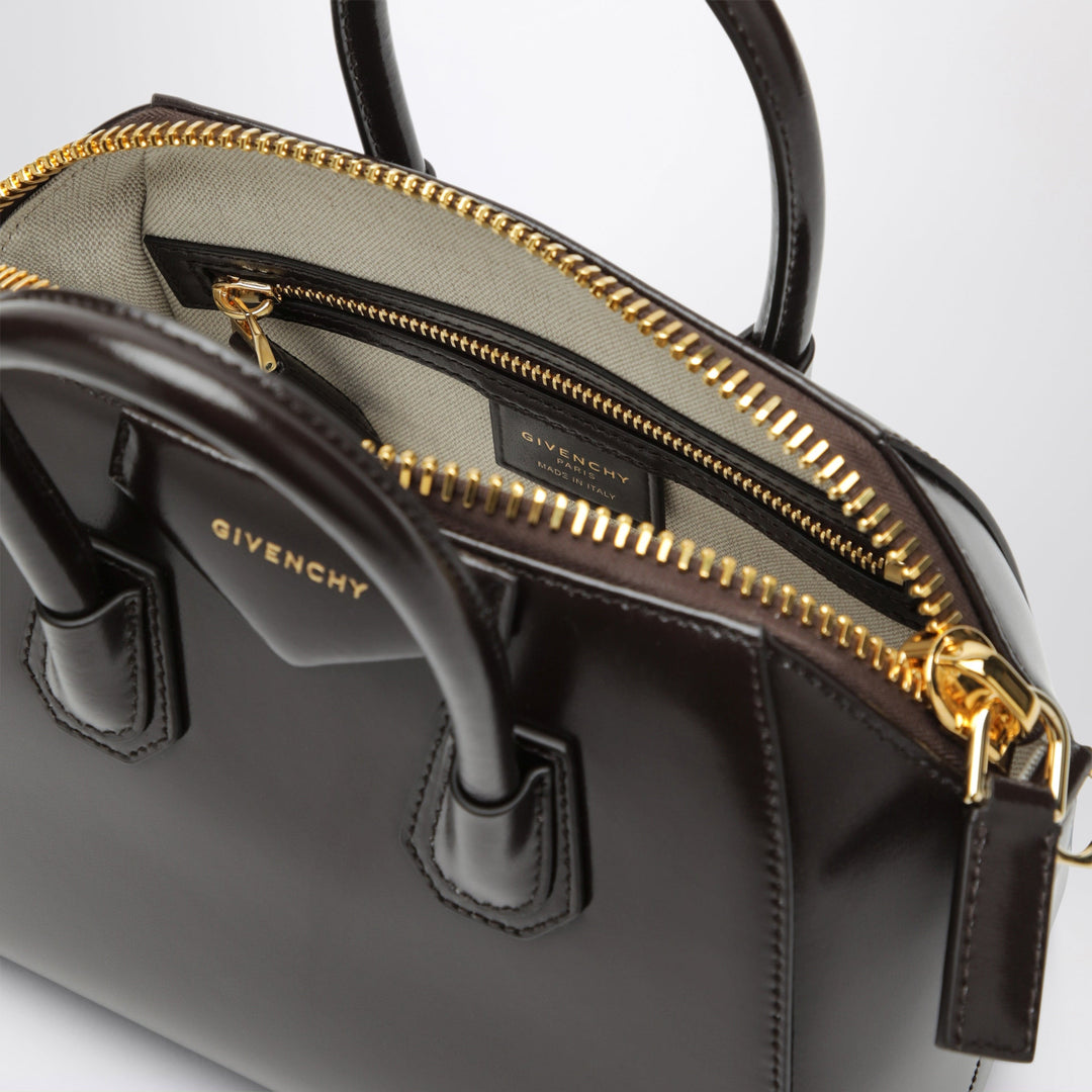 Givenchy Apparel & Accessories - Marrone | 731503e0e706839d0cfb41b37c79786d34ccc5da