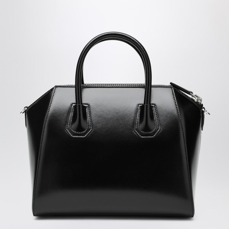 Givenchy Apparel & Accessories - Nero | b6b6587c585c4c701ab2b918501eea86ec9db8cf