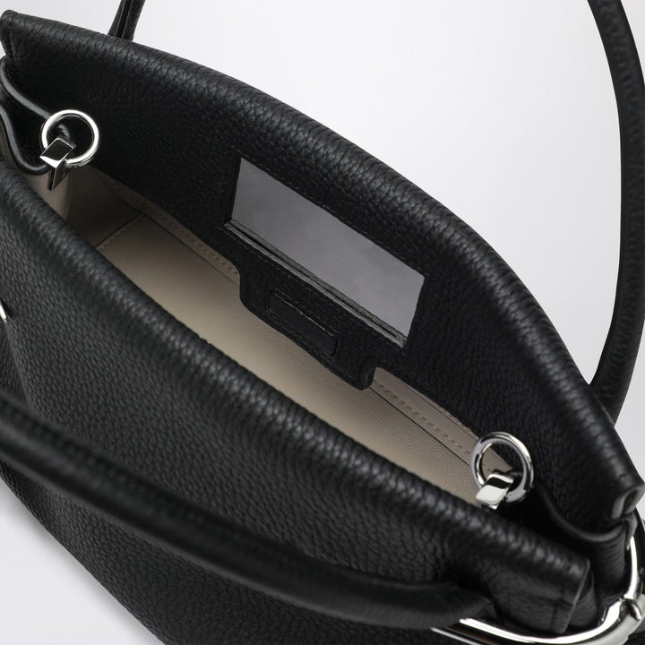 Givenchy Apparel & Accessories - Nero | e01ed173aa3051783bb9941741b343662baf7b67