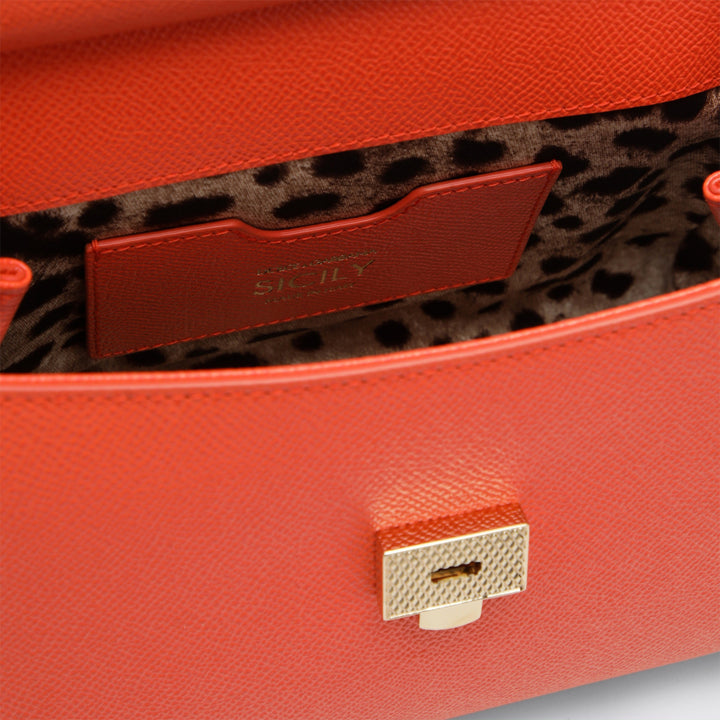 Dolce&Gabbana Apparel & Accessories - Arancione | 00db94c6646d495085bcb08ec1e46b8c44ec6377
