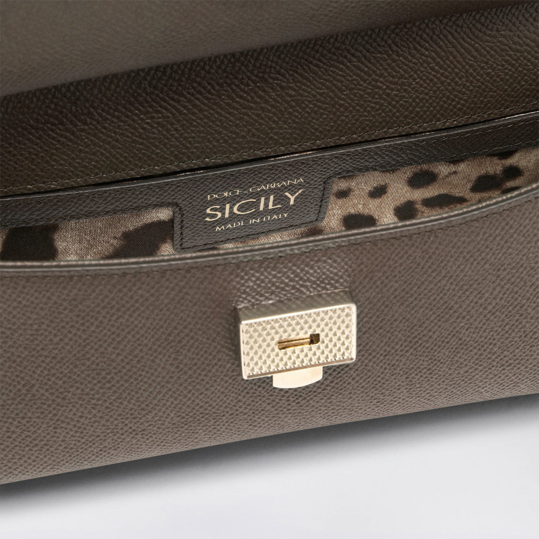 Dolce&Gabbana Apparel & Accessories - Marrone | fe2cc0528d529a52b260dd2d62c7b7fdd68e69dc