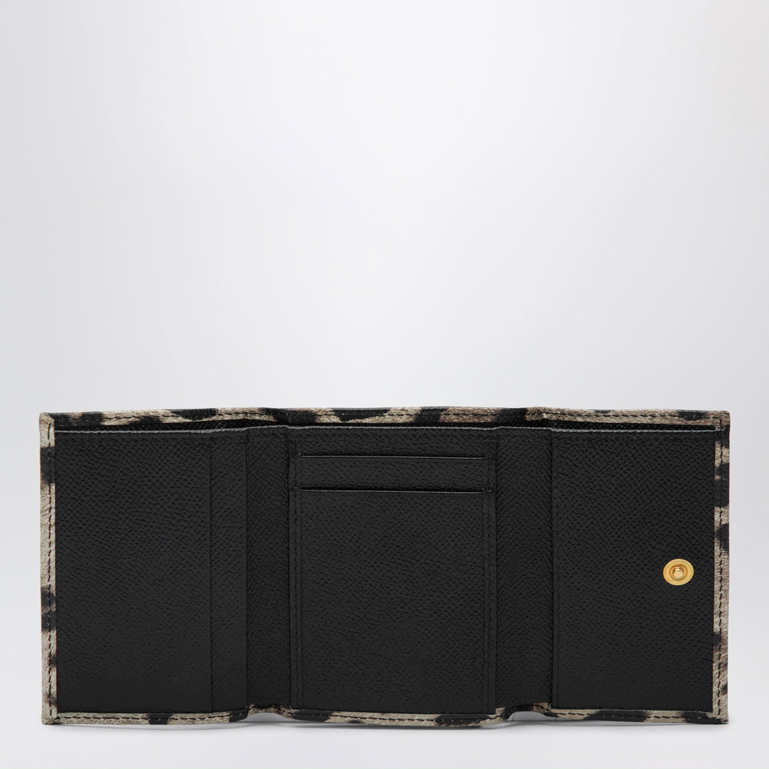 Dolce&Gabbana Apparel & Accessories - Marrone | 8547468ea7eb0a2932036ea402e805adc402cc29
