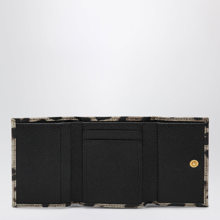 Dolce&Gabbana Apparel & Accessories - Marrone | 8547468ea7eb0a2932036ea402e805adc402cc29