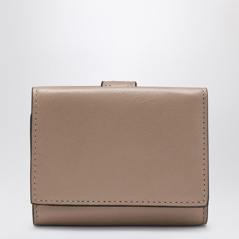 Chloé Apparel & Accessories - Rosa | d5529cf5d2b7f339902d069c9ef216110550318b