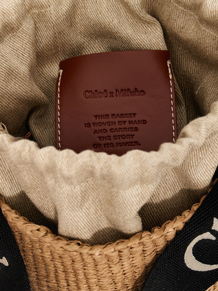 Chloé 'Woody Small Bucket Bag Borse a Tracolla - Beige | 1185745de755c44d6727d06f151d35761a54aa02