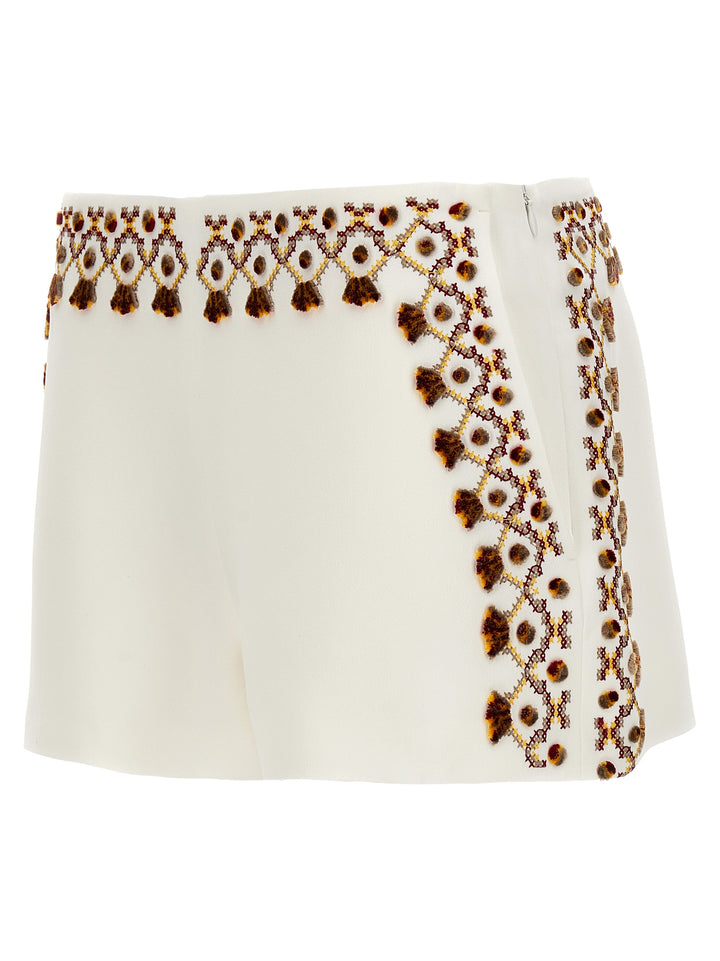 Embroidery Shorts Bermuda, Short Bianco