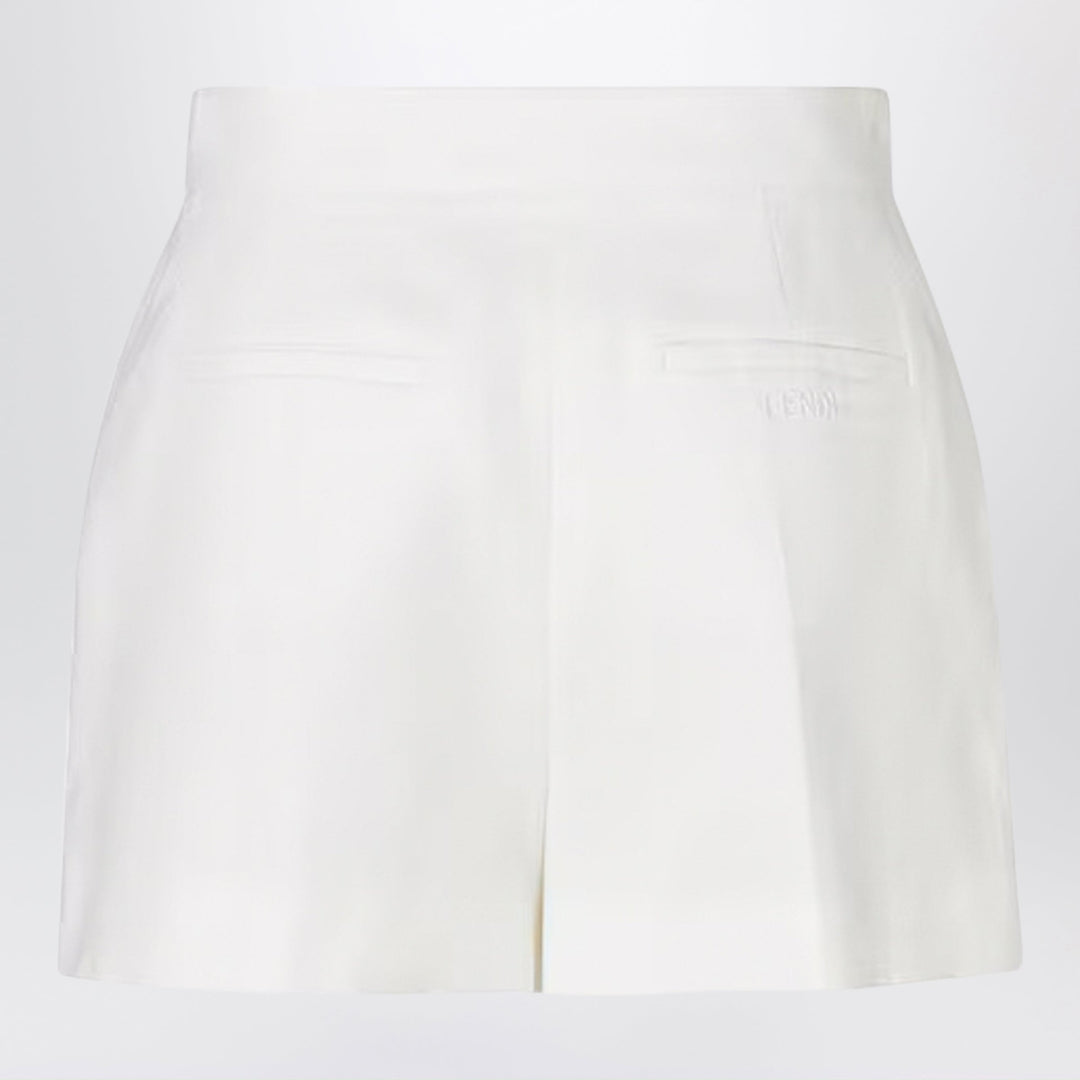 Fendi Shorts - Bianco | abf7e31cad929028236acdaecd27c5216308e4a7