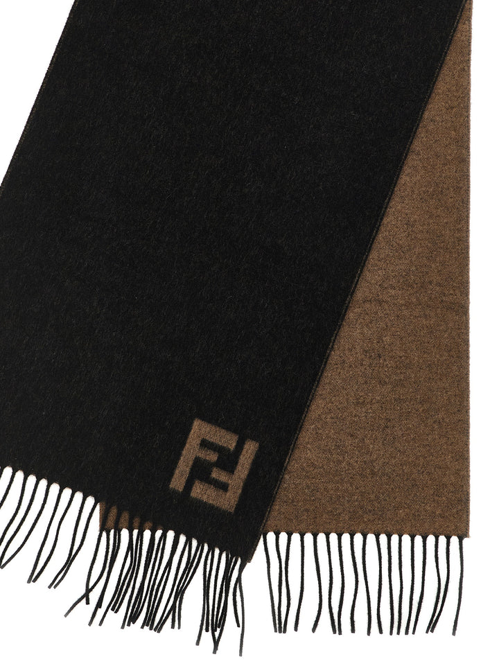 Fendi Double-Sided Scarf Sciarpe - Multicolor | 7e9d9af991ca66043feee30f1ee3394d829ff53e