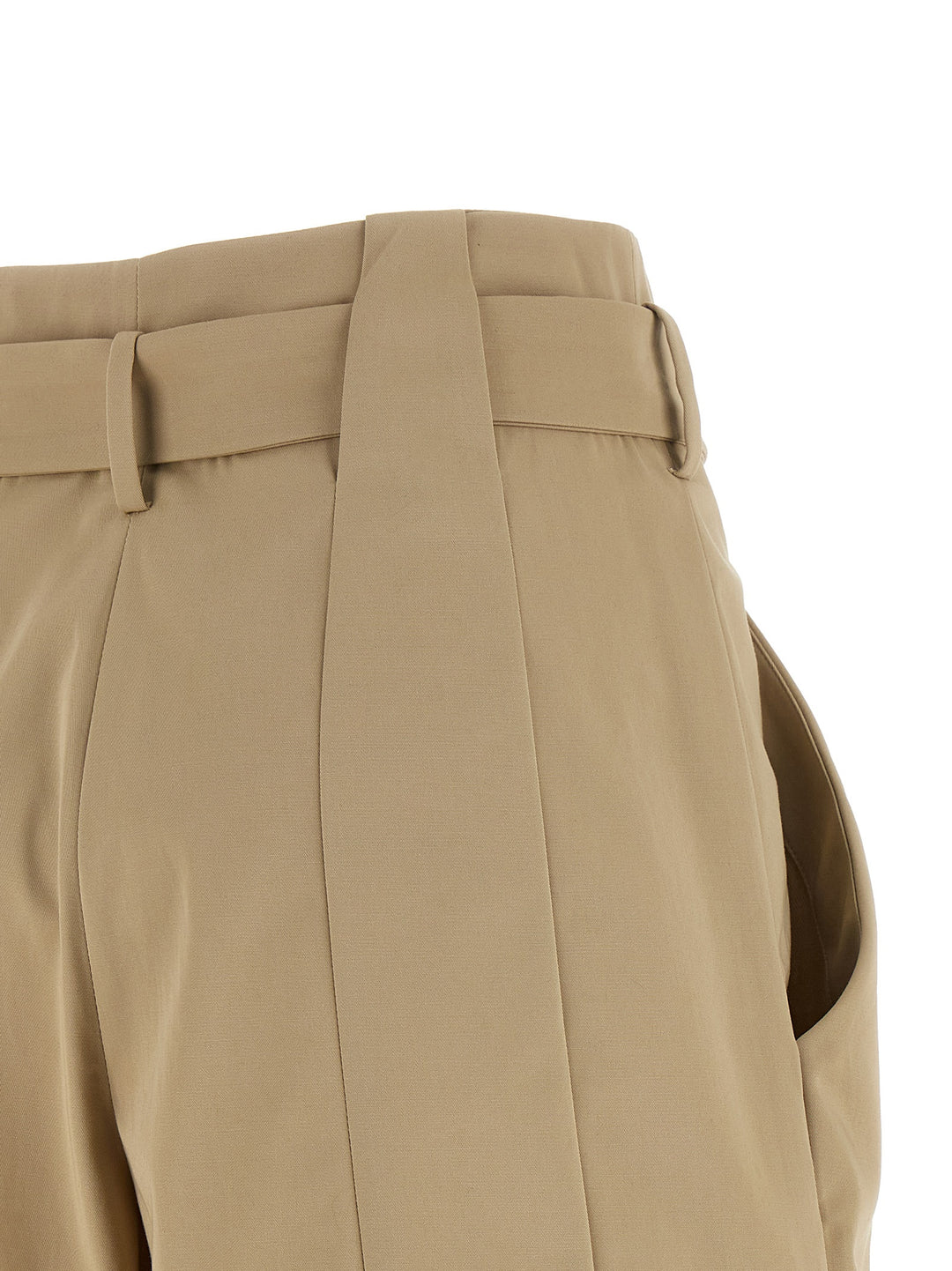 Balmain Anthem Bermuda e Short - Beige | a80d551229ab70ad952d762cbe745a0e0efcb0f6