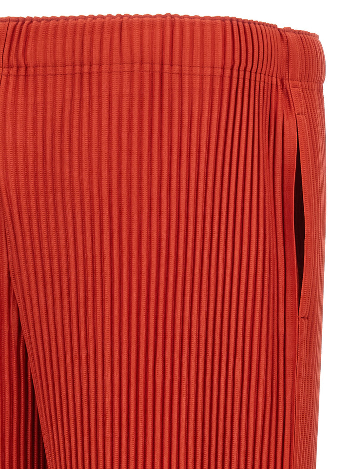 Homme Plisse' Issey Miyake Monthly Colors: September Pantaloni - Rosso | fe8ae2a4dae79e6dc6a1b4fd678e82e3dbb2926f