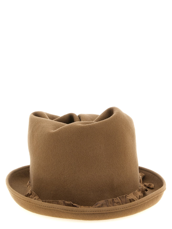 Yohji Yamamoto Curled Crown Hat Cappelli - Beige | 53de5b0d7d6b133be0076e6d9be0b2071dbbecbe