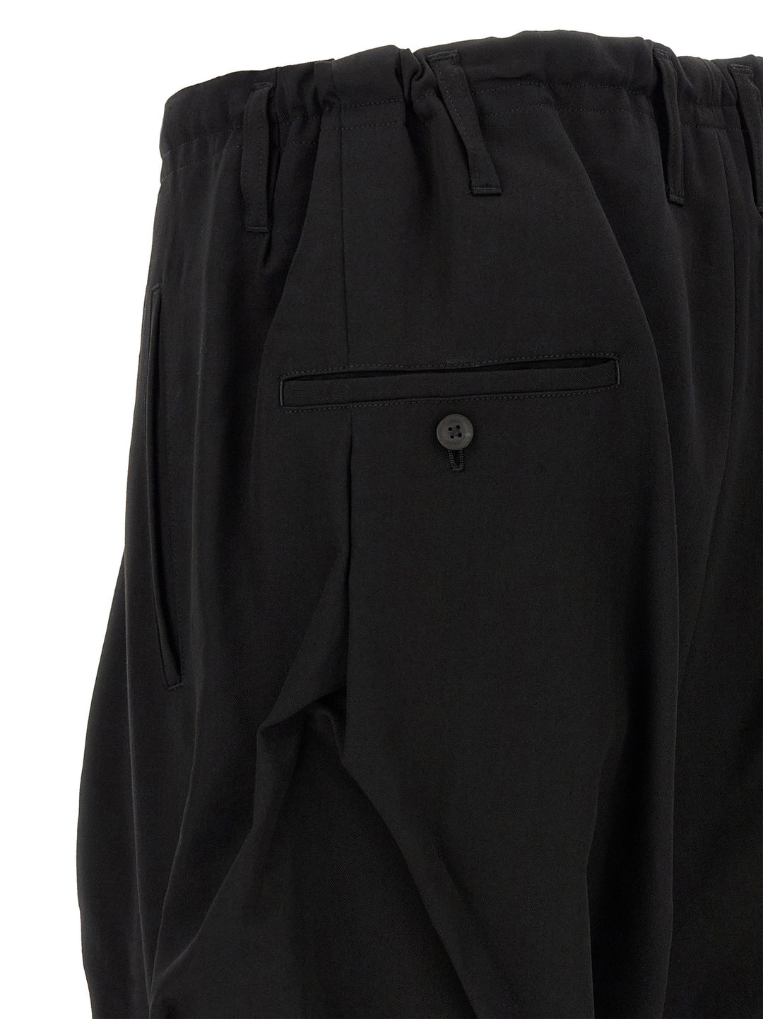 Yohji Yamamoto Tuck Pantaloni - Nero | 35579d3ea80c7769e547794489915d70193a73be
