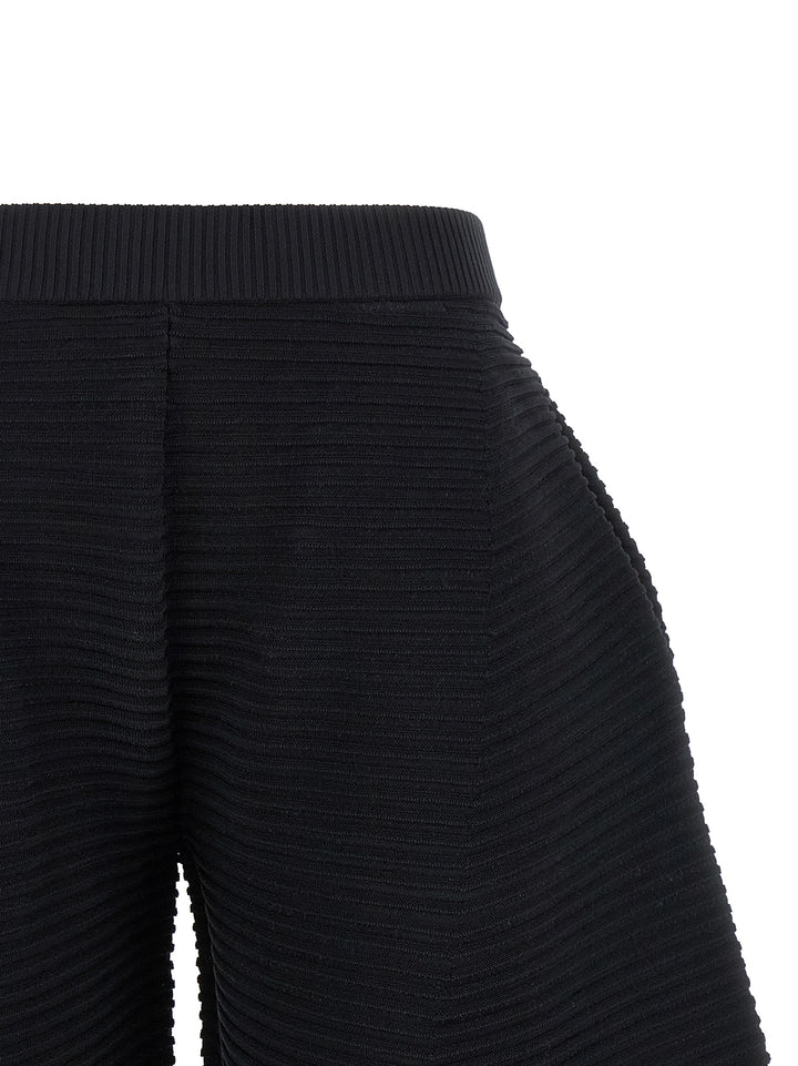 Issey Miyake Corrugated Knit Pantaloni - Nero | 88d490a14a0ddfe2e3fce8b3645ac9e03227da7c