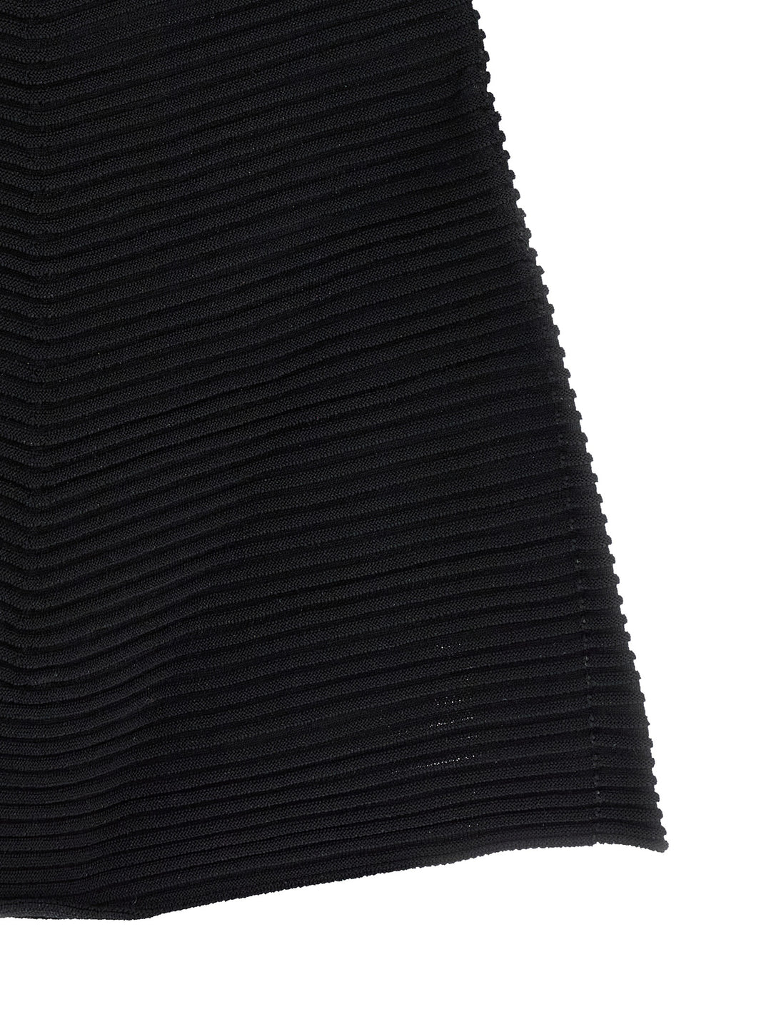 Issey Miyake Corrugated Knit Abiti - Nero | 982966f240fbff1d652616a4bc80951cbcc10182