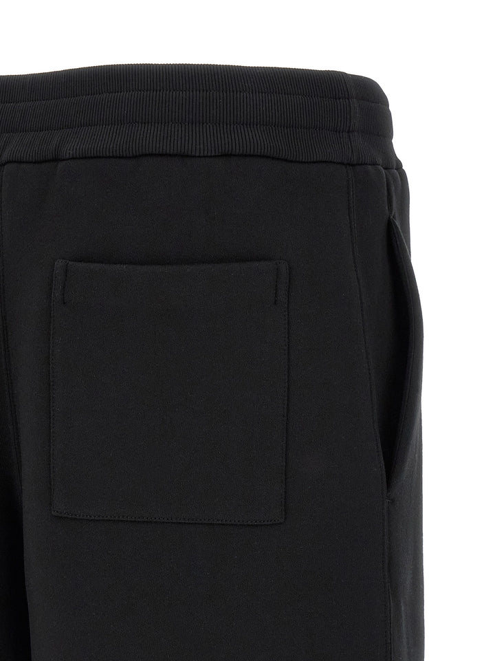 Jil Sander Embroidered Logo Bermuda Shorts Bermuda e Short - Nero | 77e54ce826d7b647563e66dcb436b06e4027e255