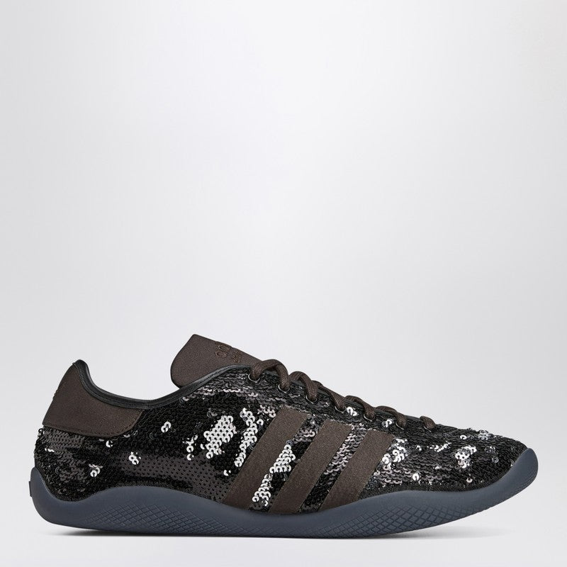 Adidas Originals By Wales Bonner Scarpe - Nero | 0b05fc8a6161fe517ded90f591d21c694ae5e3ba