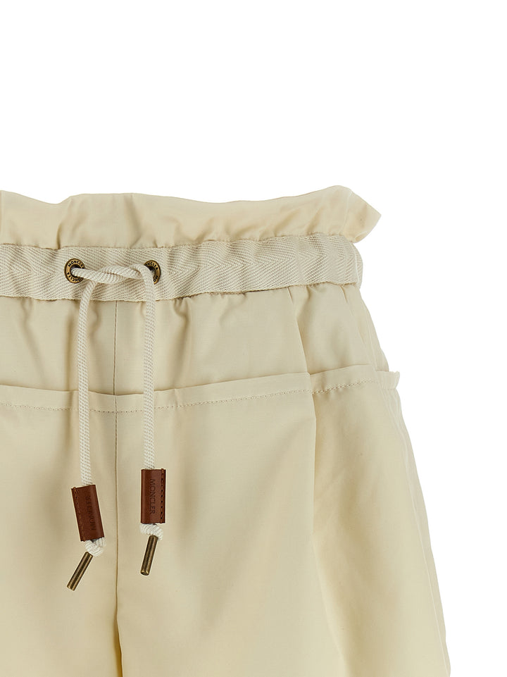 Moncler Short Twill Bermuda e Short - Beige | ea9924ecaad5dc47f4e51fe33771fd5003f231c1
