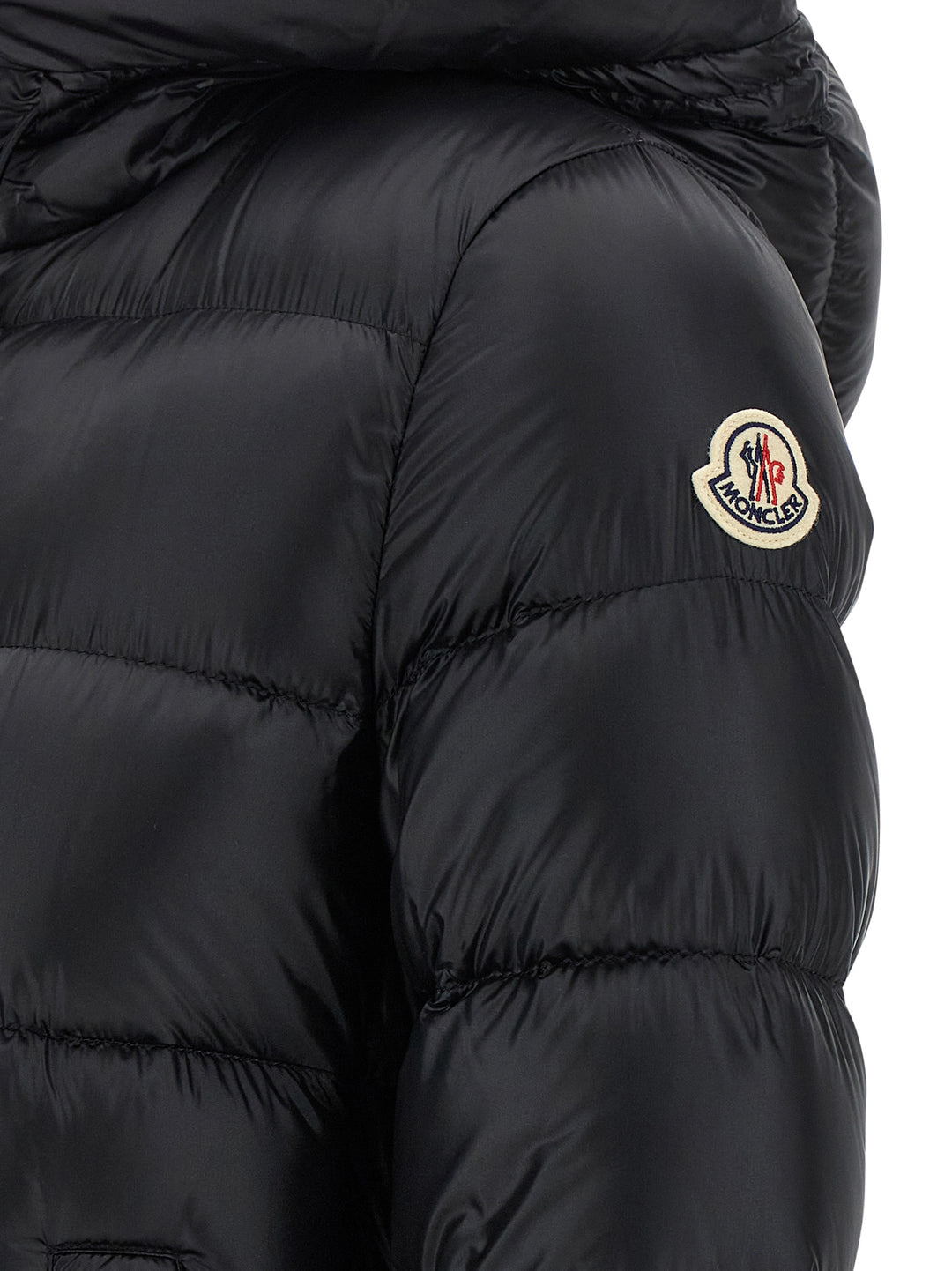 Moncler Suyenne Puffer Jackets - Nero | 86339b30ae09875da38a43852efb6f8feca8d34d