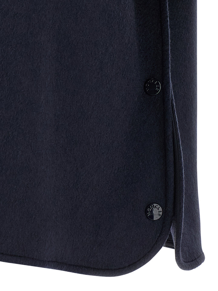 Moncler Two-Material Hood Mantelle - Blu | 752f4c974b39c9444485a5c67eccfd92474381d5