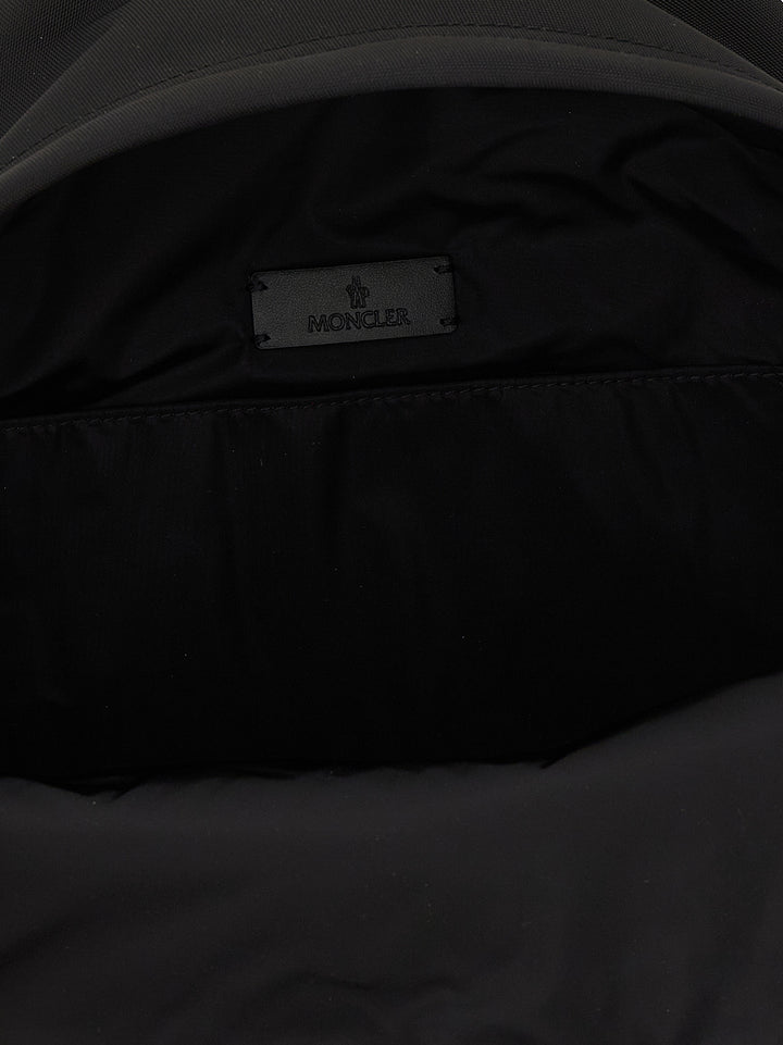 Moncler New Pierrick Zaini e Valigie - Nero | c9ad110f47f812edf077d573ce3c9a93938e3ab0