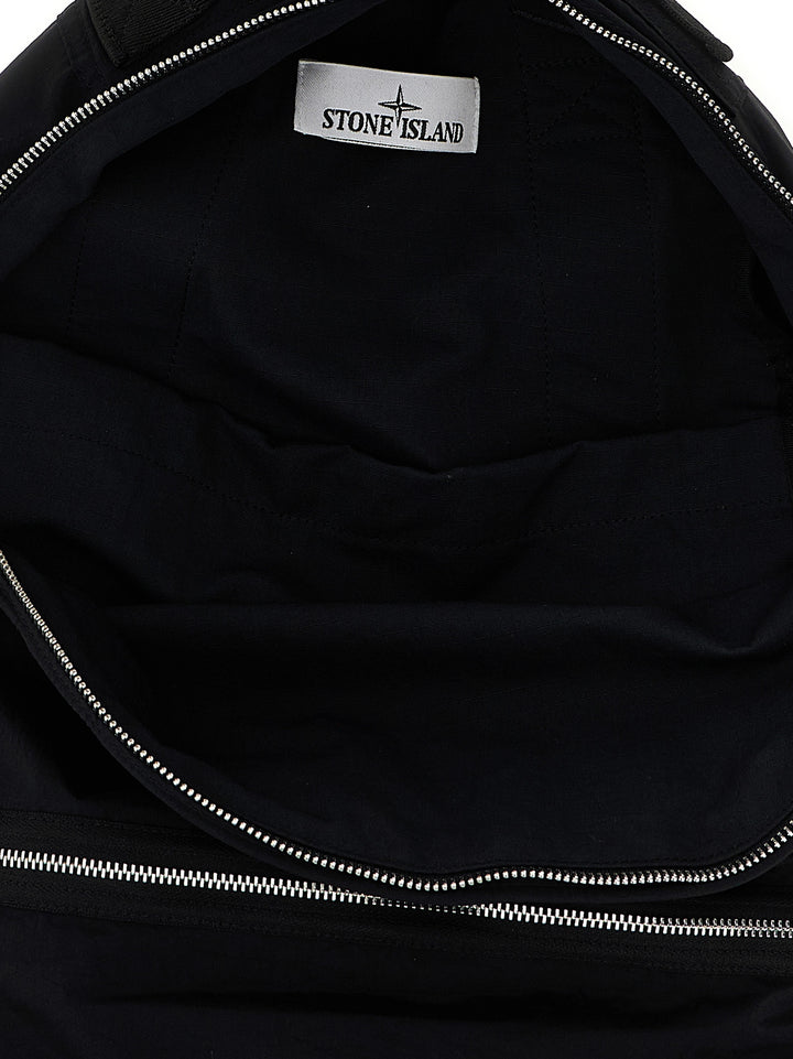 Stone Island Logo Patch Backpack Zaini e Valigie - Nero | 9b291364b2c62d135430be0422e6884bac8752ba