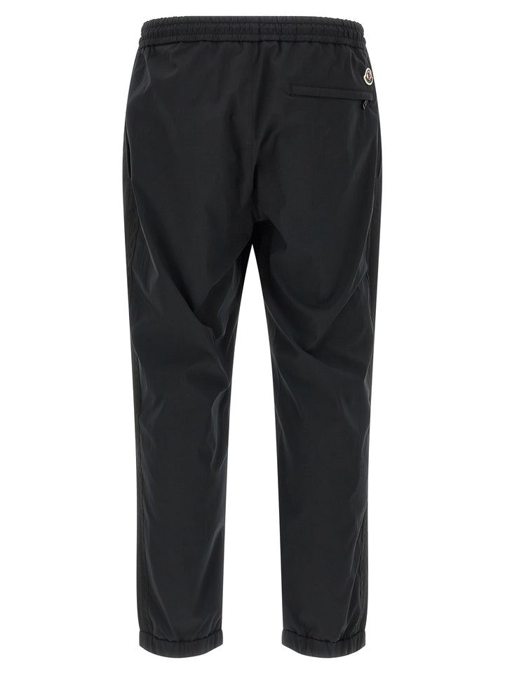 Moncler Grosgrain Tape Joggers Pantaloni - Nero | a46e8c518e2ff9f9f3b06eecd2746fd800fe4288