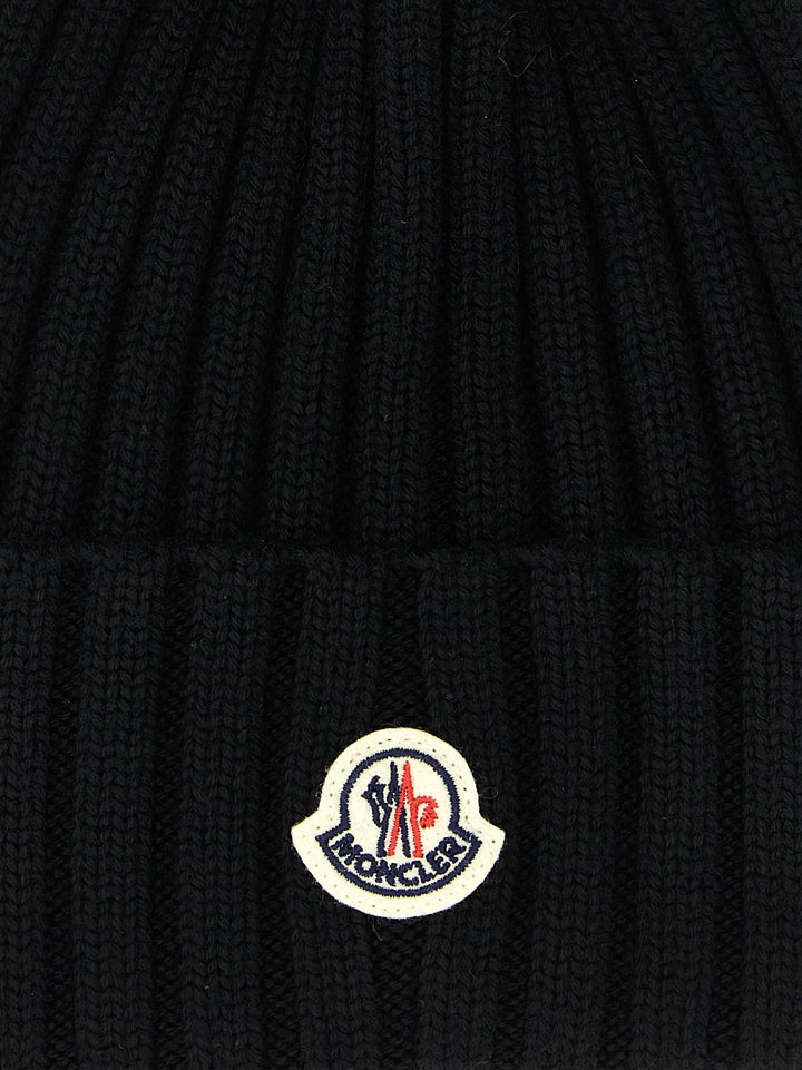 Moncler Pompon Beanie Cappelli - Nero | b0c84258620e1f11ea8a9c42e78da3aa6b7173ca