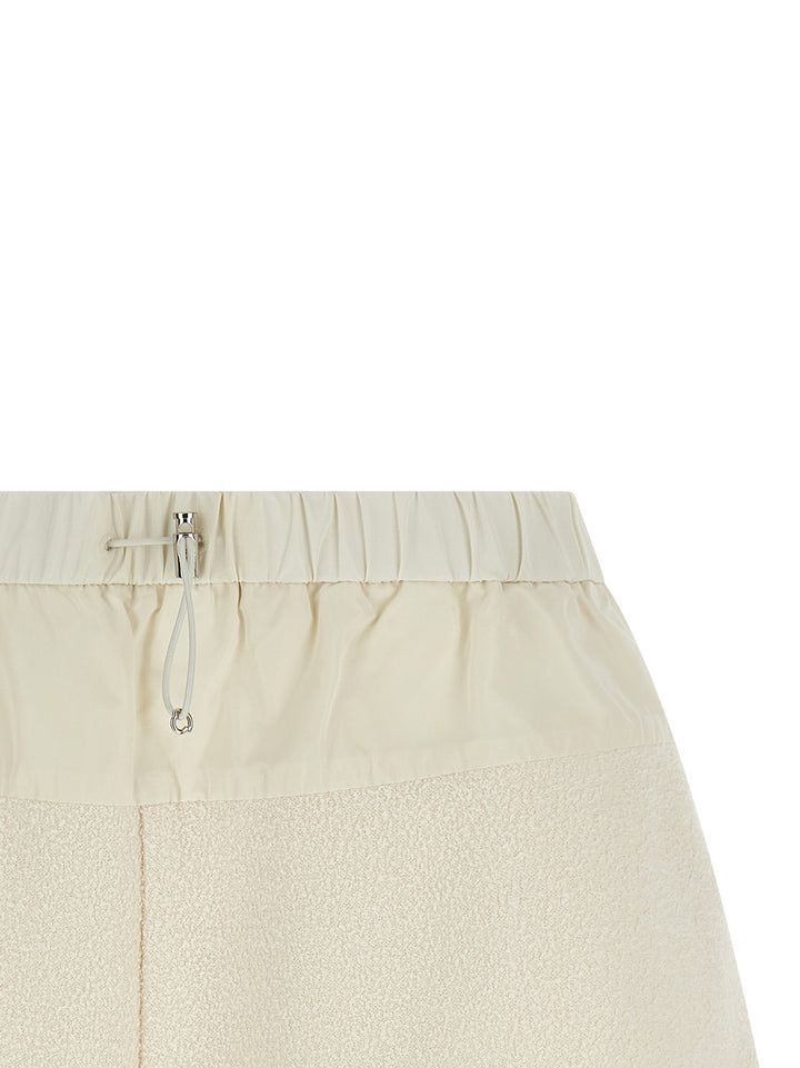 Moncler Bouclé Shorts Bermuda e Short - Bianco | a16bd46bc306244a872ee942446b53606abfa9ff