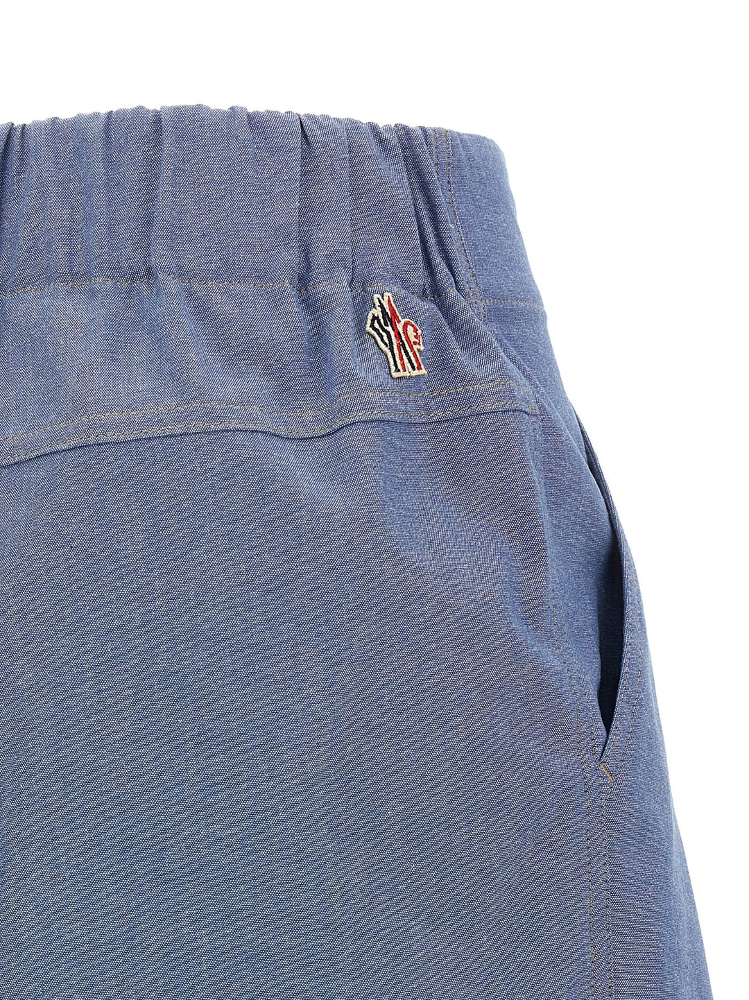 Moncler Grenoble Chambray Cotton Shorts Bermuda e Short - Celeste | afafb426321c6cb9bbf20bd5a4a6708adcd3019c
