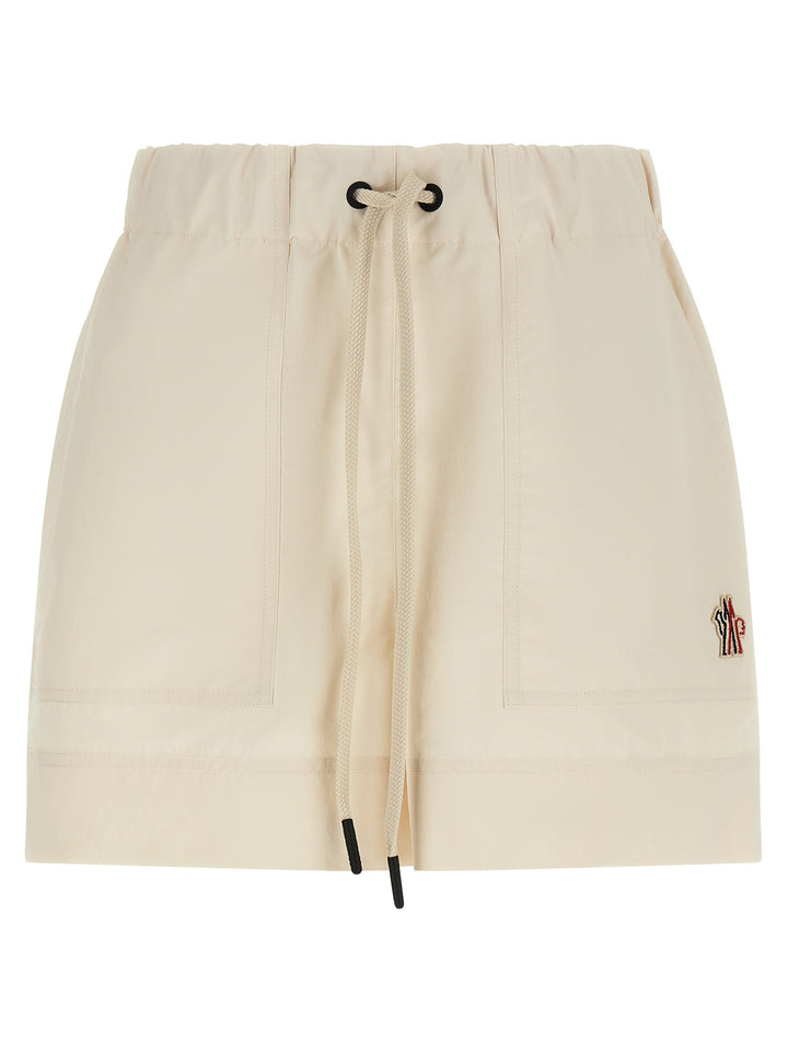 Moncler Grenoble Technical Froissé Shorts Bermuda e Short - Bianco | 82c7dec5e6000c1feee8d5e40a9c3704f73e7007
