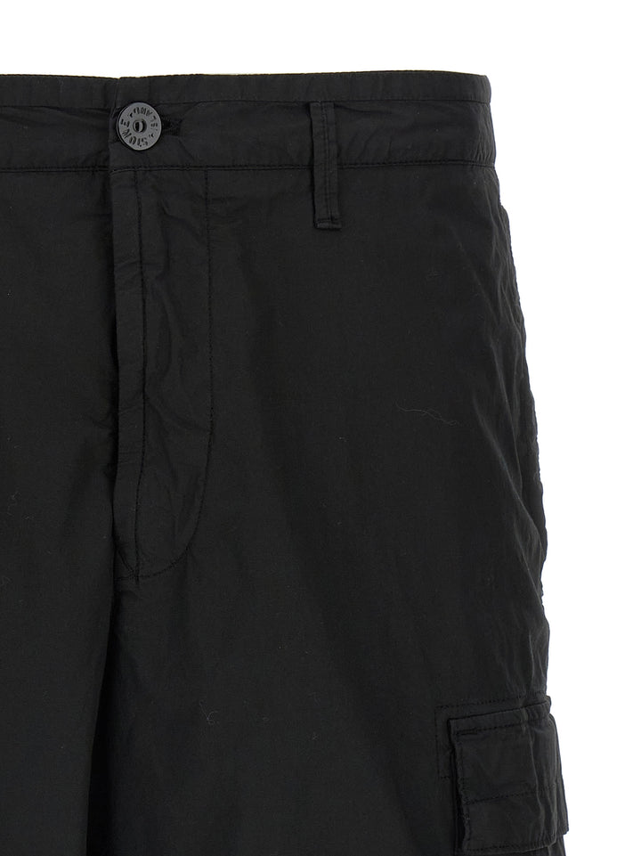 Stone Island L100020 Bermuda e Short - Nero | 4cb3c9d1da676c34f2a02943918c326de4d517f5