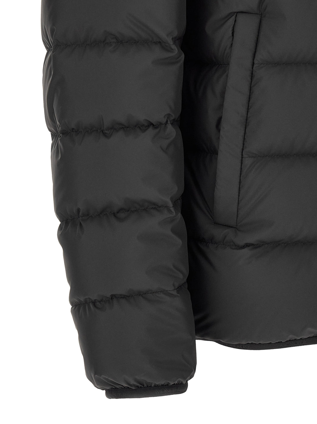 Moncler Montbrocq Puffer Jackets - Nero | 083aa560a36425a1239b721564b017745ec59088