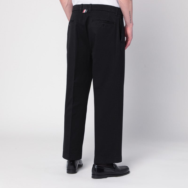 Thom Browne Pantaloni - Nero | 84f329bf1042b00ad4c1f70e8f34889ae129250c