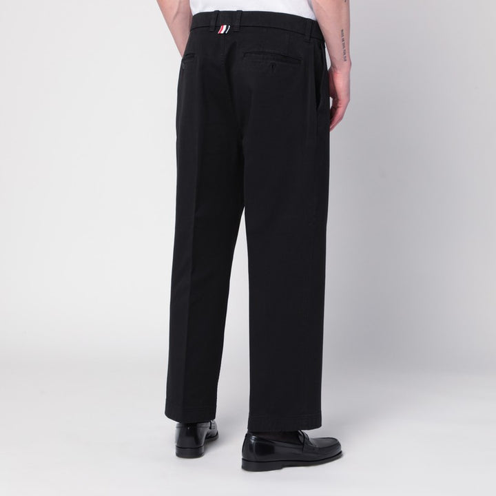 Thom Browne Pantaloni - Nero | 84f329bf1042b00ad4c1f70e8f34889ae129250c