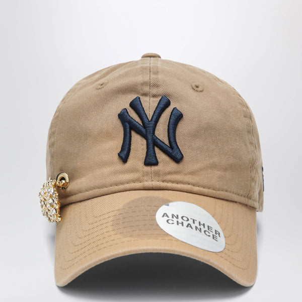 Gorra New Era 9 Twenty Beige 01 Con Pin