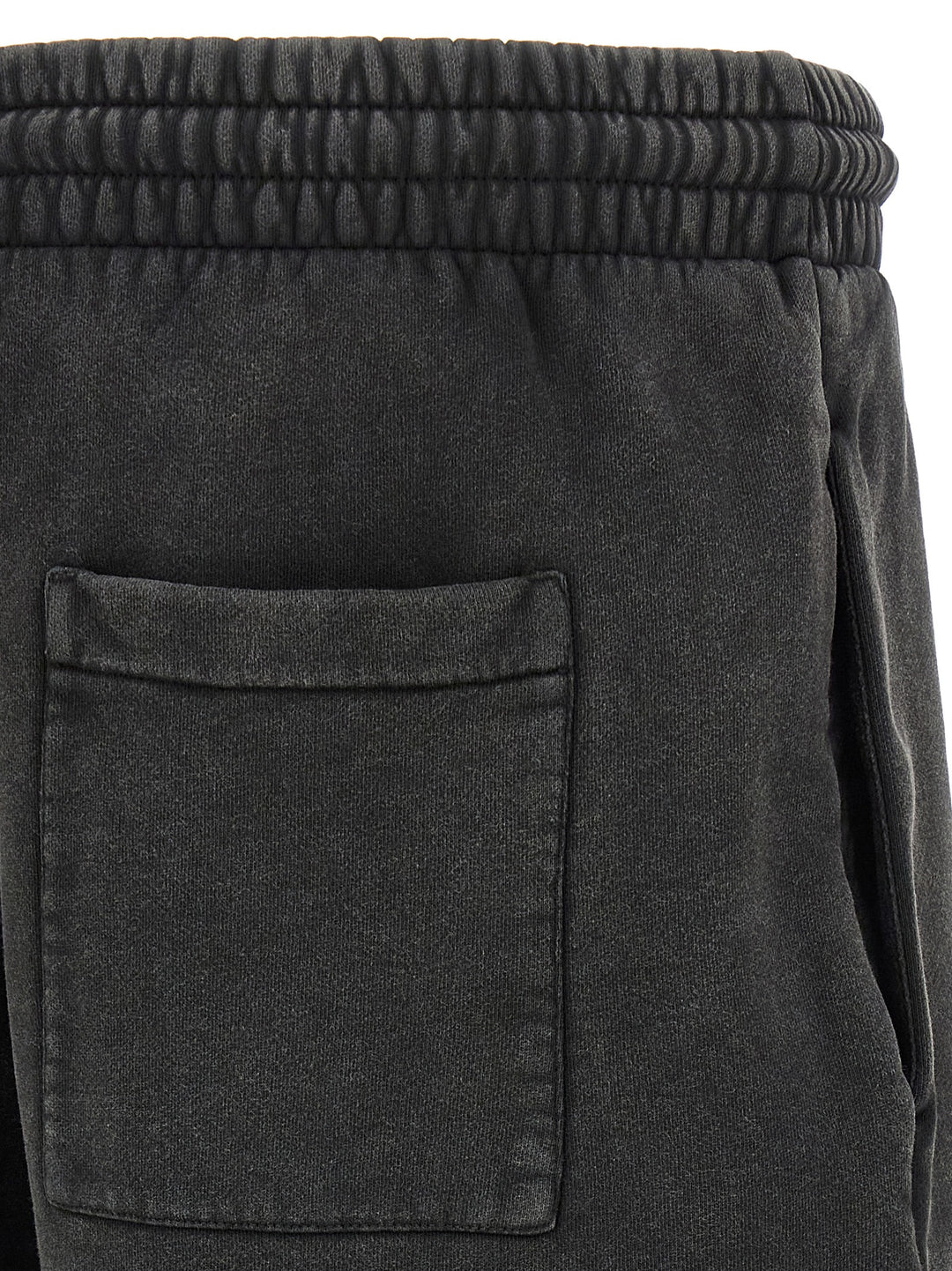 Off-White Outline Arrow Skate Bermuda e Short - Nero | 1a839fd65700063091e0a2b15a9b6e9c6d505ff1