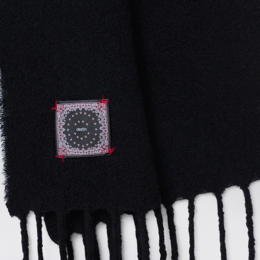 Destin Scarves & Shawls - Nero | b358830b5f539c467d44542ada51f640ca001085