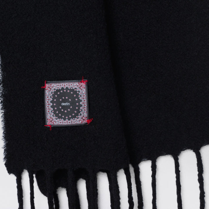 Destin Scarves & Shawls - Nero | b358830b5f539c467d44542ada51f640ca001085
