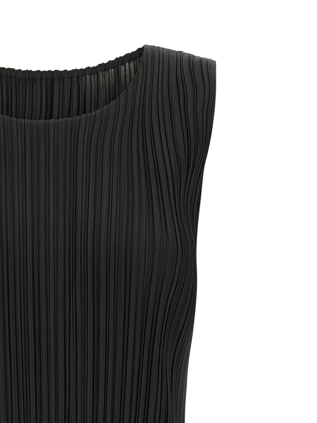 Pleats Please Issey Miyake Monthly Colors: August Top - Nero | 402ed3a3d70997be0ac83699e630f0a52bc7933e