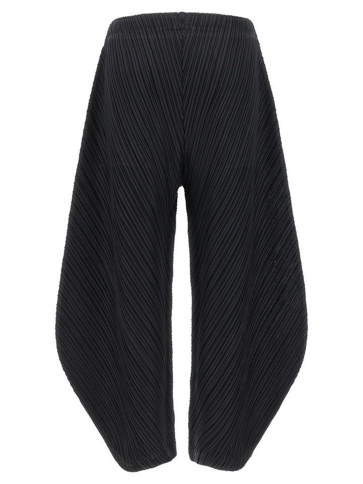 Pleats Please Issey Miyake Thicker Bottoms 1 Pantaloni - Nero | a70fa5f3ad44c00f38ae4865f8cc566450c7ecb3